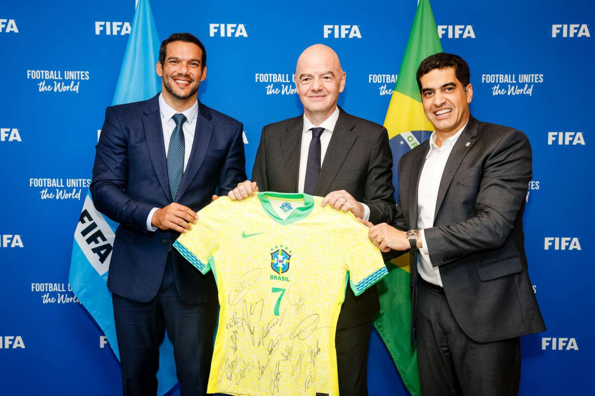 CBF parabeniza Infantino pelos 10 anos na Fifa