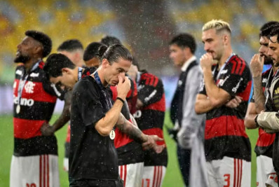 Obstinação pode abreviar trabalho de Filipe Luís no Flamengo