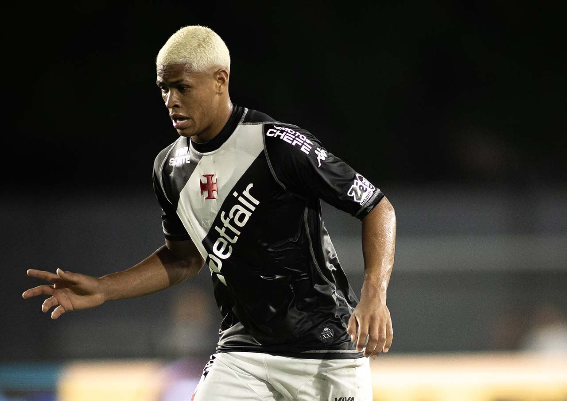 Dupla de volantes do Vasco se notabiliza defensivamente e por passes no Brasileir&atilde;o