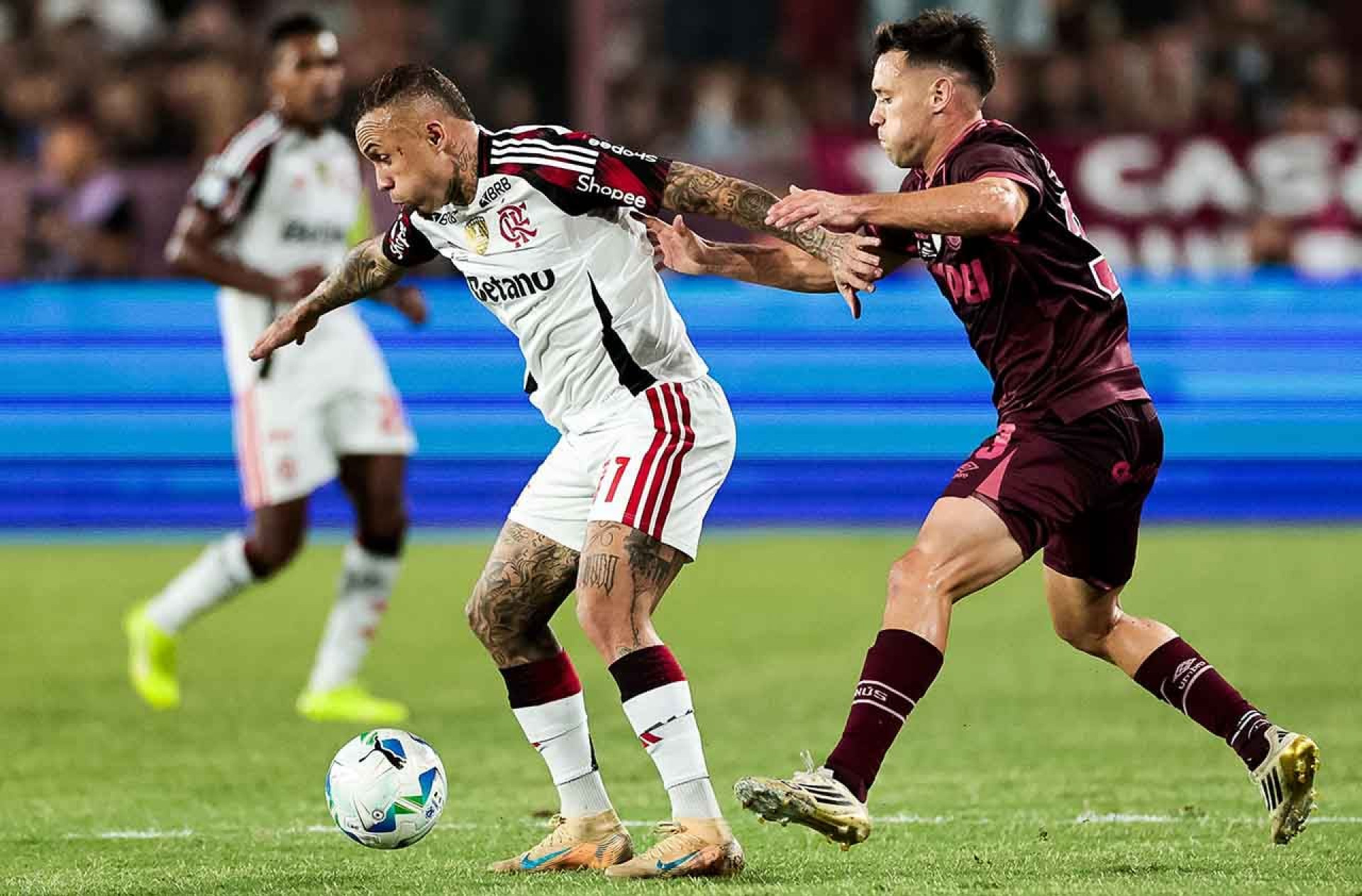 Mercado desta sexta (27/2): Cebolinha indica sa&iacute;da do Flamengo