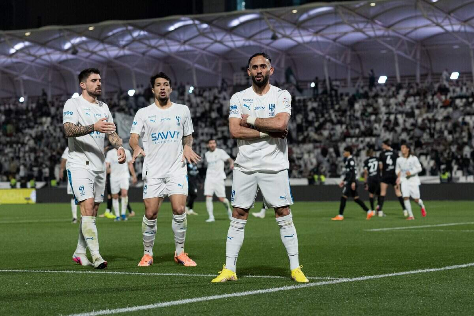 Al-Hilal vence Al-Shabab de virada e segue firme na briga pelo t&iacute;tulo Saudita