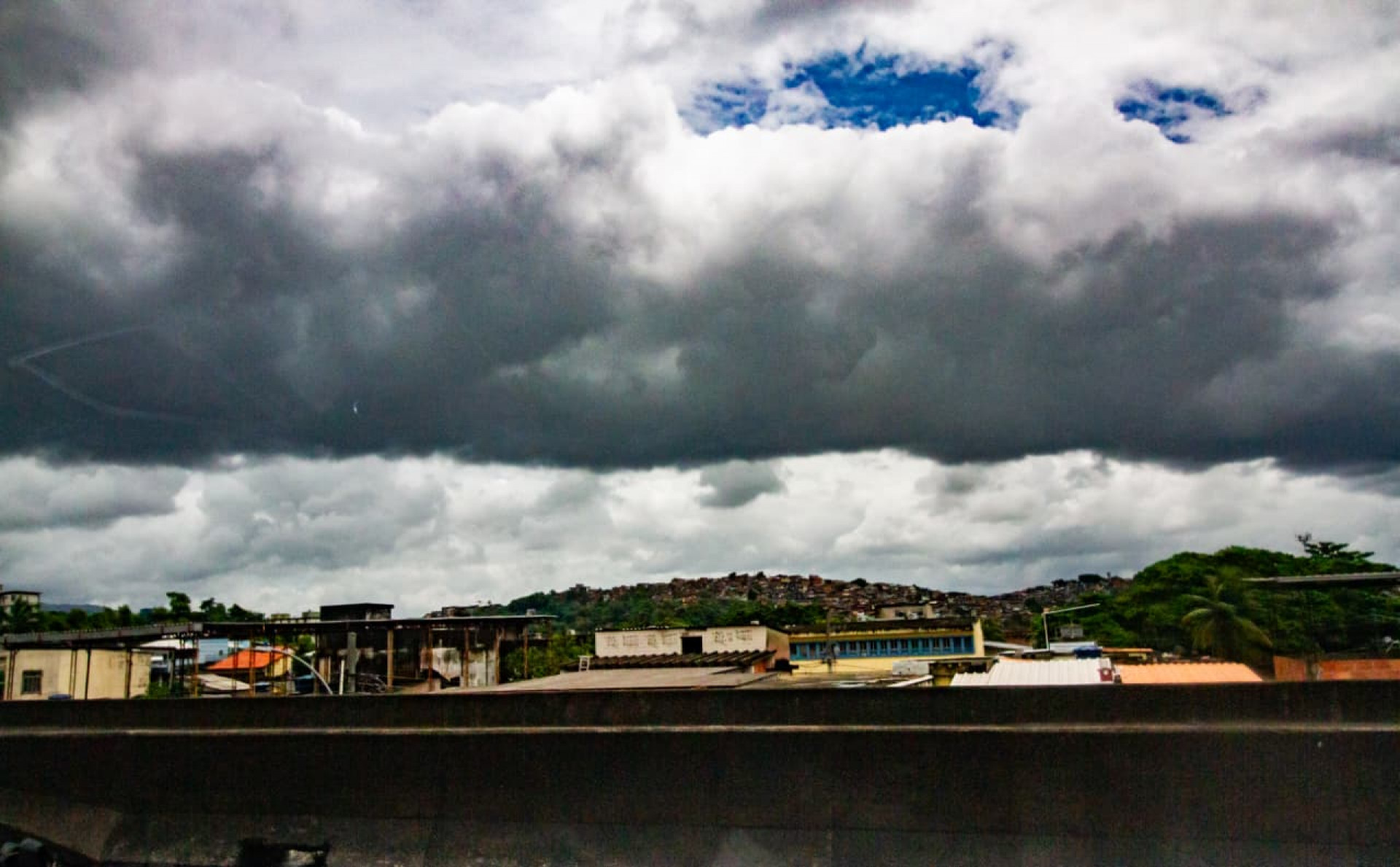 Tempo segue instável no Rio - Érica Martin / Agência O Dia