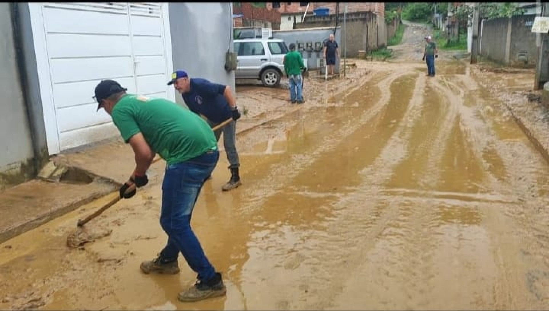 Secretarias mobilizadas para Limpeza das ruas - Divulga&ccedil;&atilde;o/PMP