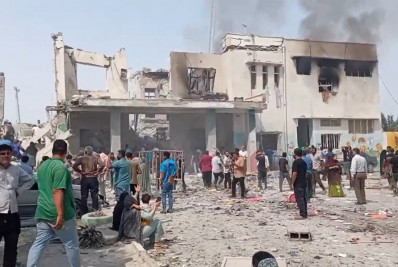 Ataque a escola iraniana deixa pelo menos 51 mortos