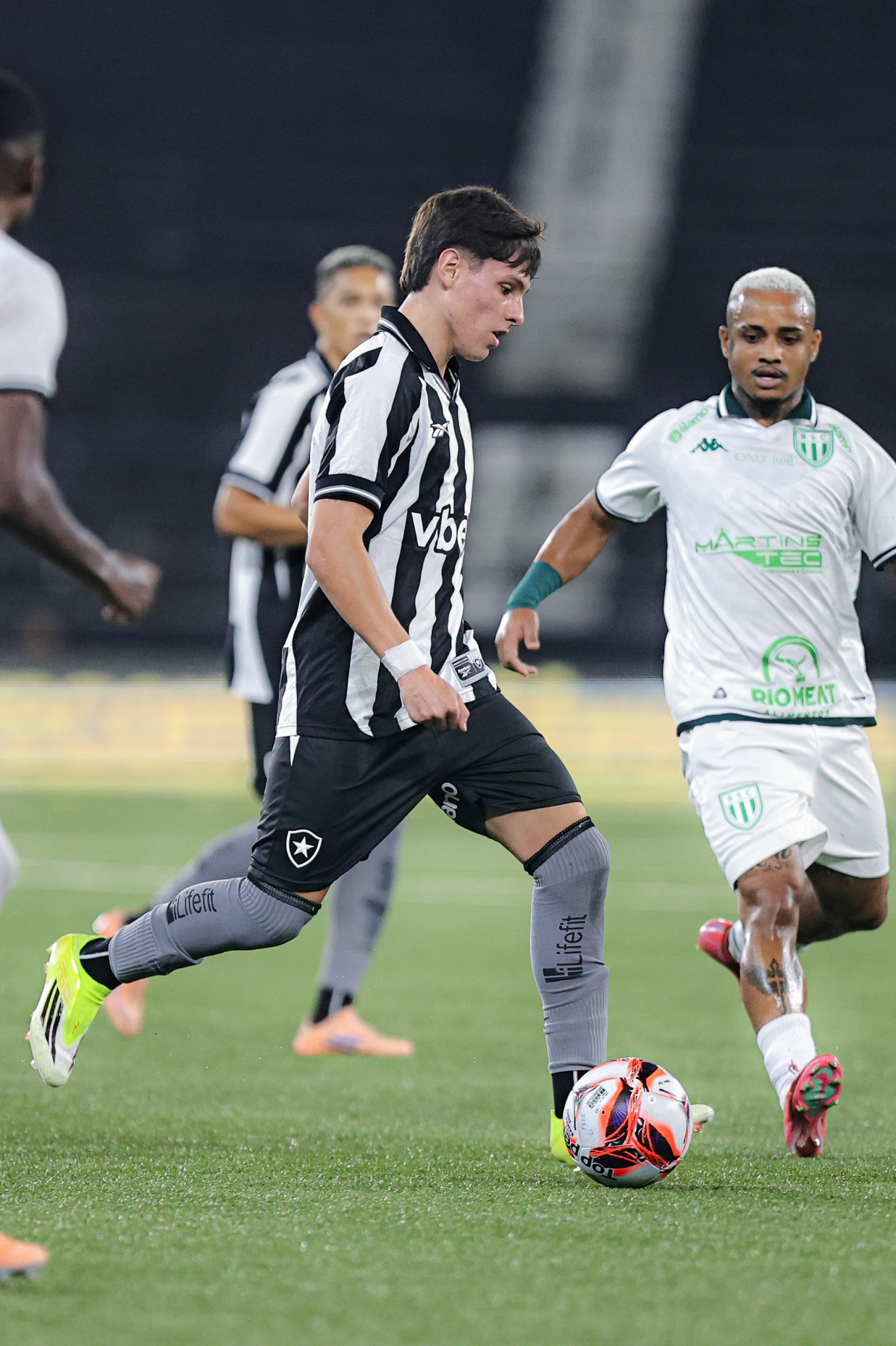 Montoro em ação pelo Botafogo - Arthur Barreto/Botafogo