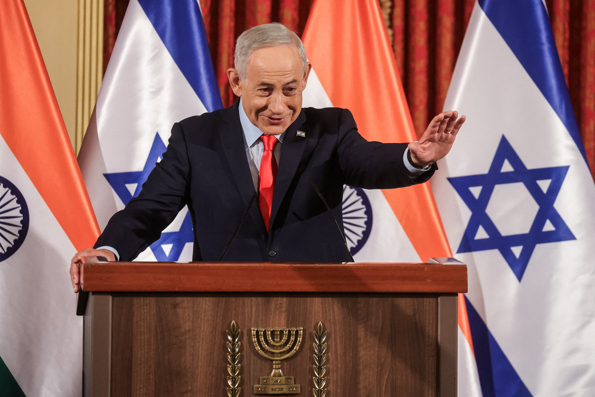 Netanyahu anuncia candidatura nas próximas eleições de Israe