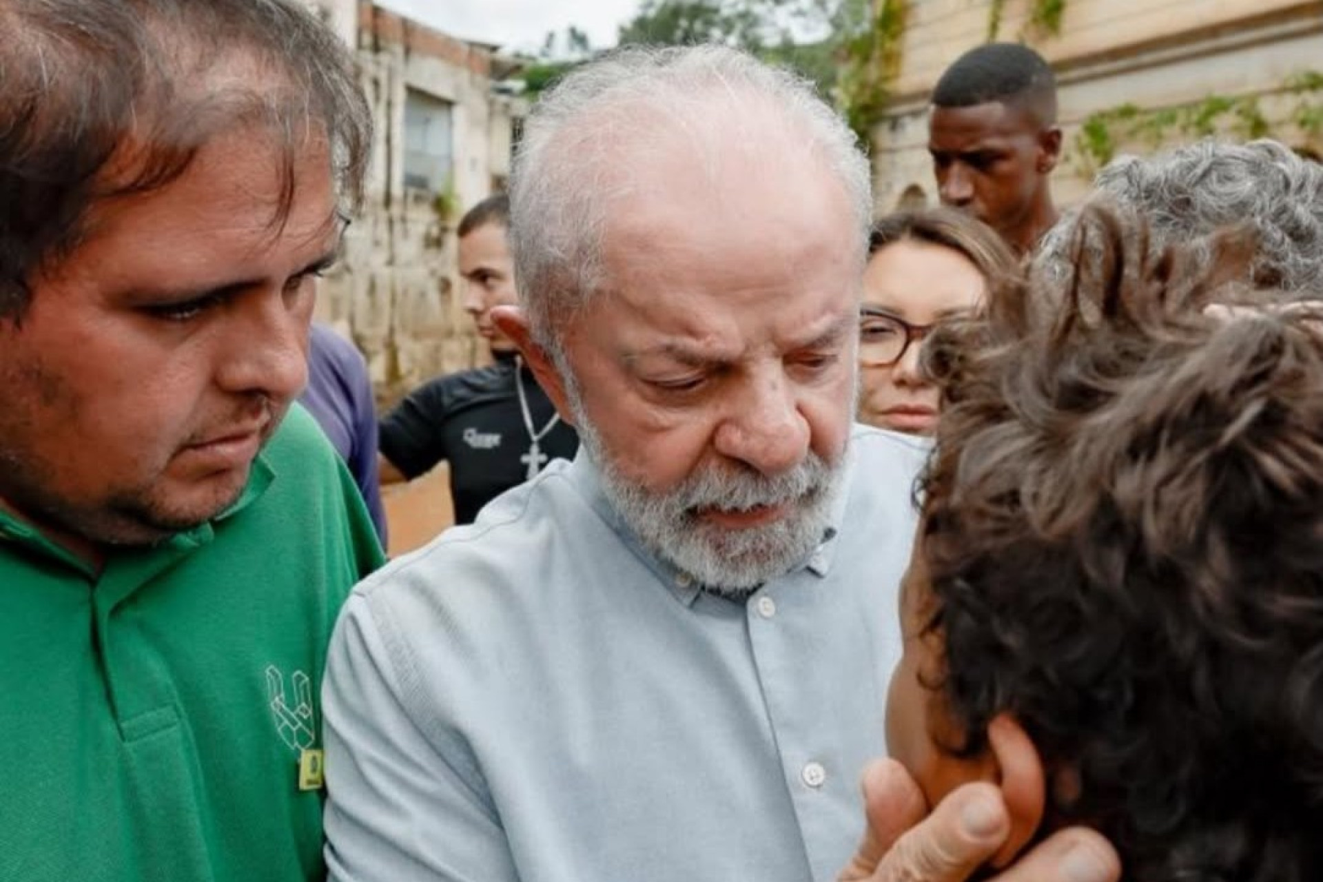 Lula visita região atingida por enchentes em Ubá, Minas Gerais - Reprodução / Instagram