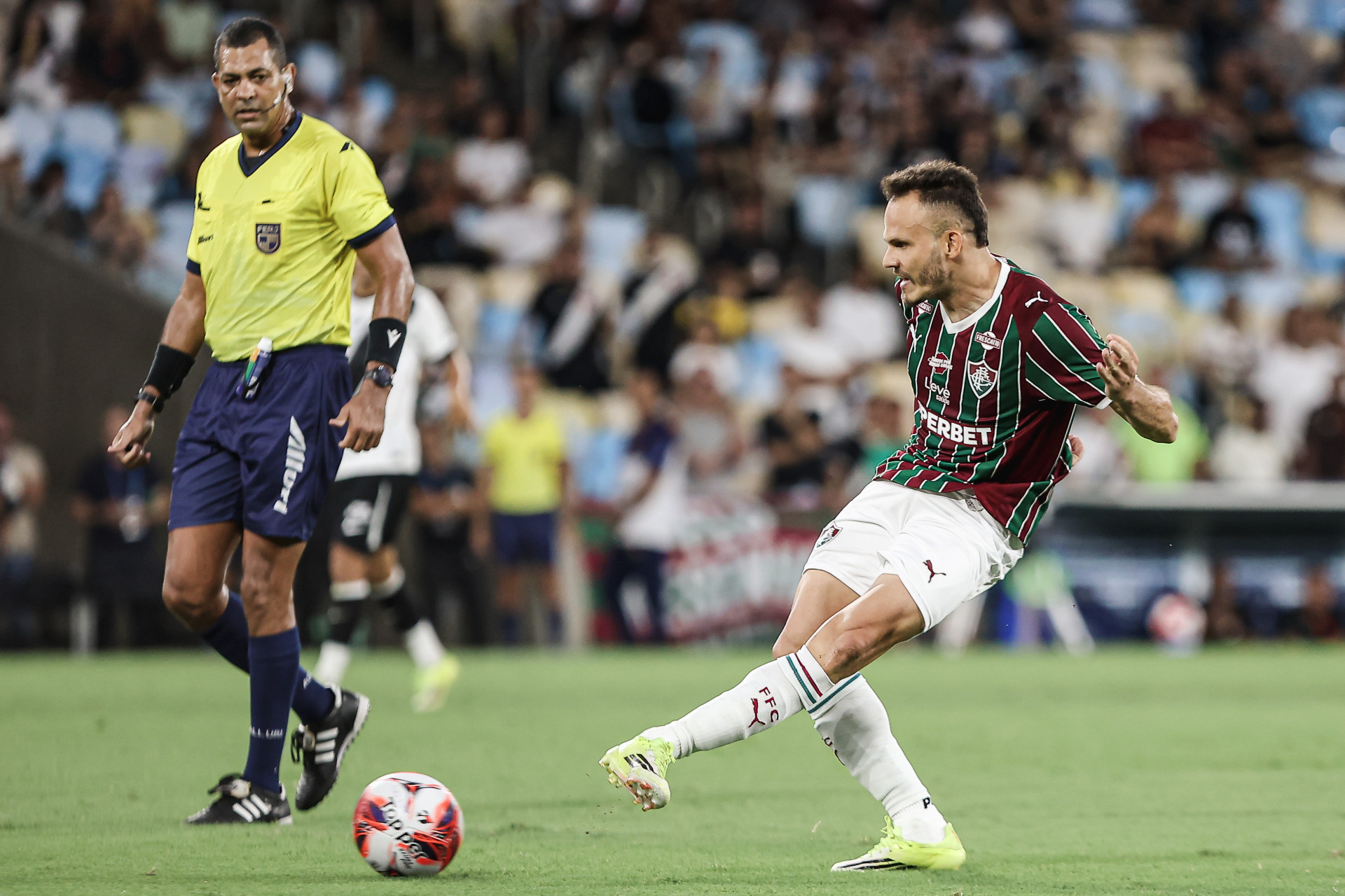 Rio de Janeiro, Brasil - 01/03/2026 - Estádio Maracanã.   
Fluminense enfrenta o Vasco esta noite no Maracanã pela partida de volta das semifinais do Campeonato Carioca 2026.
FOTO: LUCAS MERÇON / FLUMINENSE F.C.

IMPORTANTE: Imagem destinada a uso institucional e divulgação, seu
uso comercial está vetado incondicionalmente por seu autor e o
Fluminense Football Club.É obrigatório mencionar o nome do autor ou
usar a imagem.
.
IMPORTANT: Image intended for institutional use and distribution.
Commercial use is prohibited unconditionally by its author and
Fluminense Football Club. It is mandatory to mention the name of the
author or use the image.
.
IMPORTANTE: Imágen para uso solamente institucional y distribuición. El
uso comercial es prohibido por su autor y por el Fluminense FootballClub. 
És mandatório mencionar el nombre del autor ao usar el imágen. - LUCAS MERÇON / FLUMINENSE F.C.