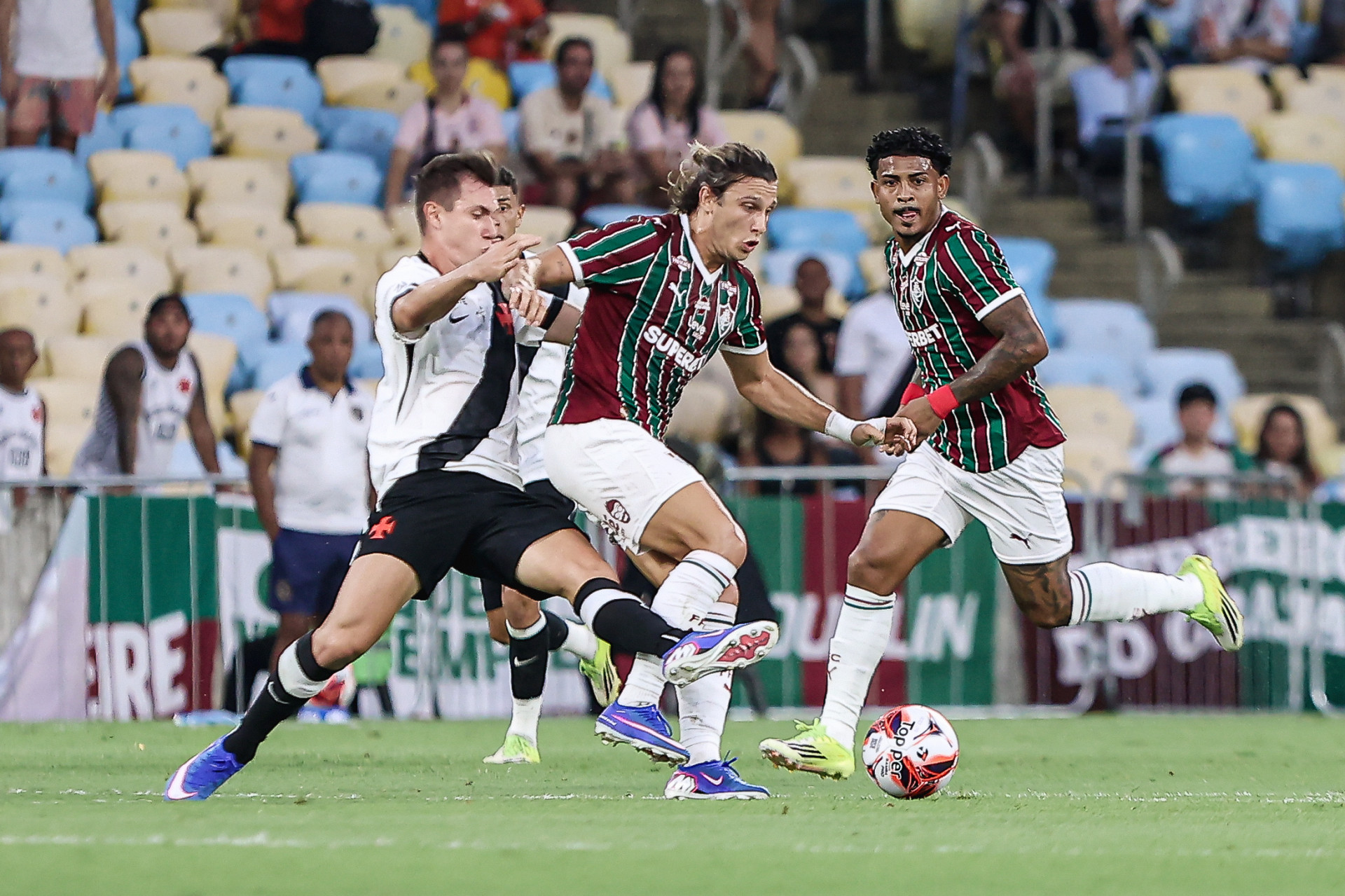 Rio de Janeiro, Brasil - 01/03/2026 - Estádio Maracanã.   
Fluminense enfrenta o Vasco esta noite no Maracanã pela partida de volta das semifinais do Campeonato Carioca 2026.
FOTO: LUCAS MERÇON / FLUMINENSE F.C.

IMPORTANTE: Imagem destinada a uso institucional e divulgação, seu
uso comercial está vetado incondicionalmente por seu autor e o
Fluminense Football Club.É obrigatório mencionar o nome do autor ou
usar a imagem.
.
IMPORTANT: Image intended for institutional use and distribution.
Commercial use is prohibited unconditionally by its author and
Fluminense Football Club. It is mandatory to mention the name of the
author or use the image.
.
IMPORTANTE: Imágen para uso solamente institucional y distribuición. El
uso comercial es prohibido por su autor y por el Fluminense FootballClub. 
És mandatório mencionar el nombre del autor ao usar el imágen. - LUCAS MERÇON / FLUMINENSE F.C.