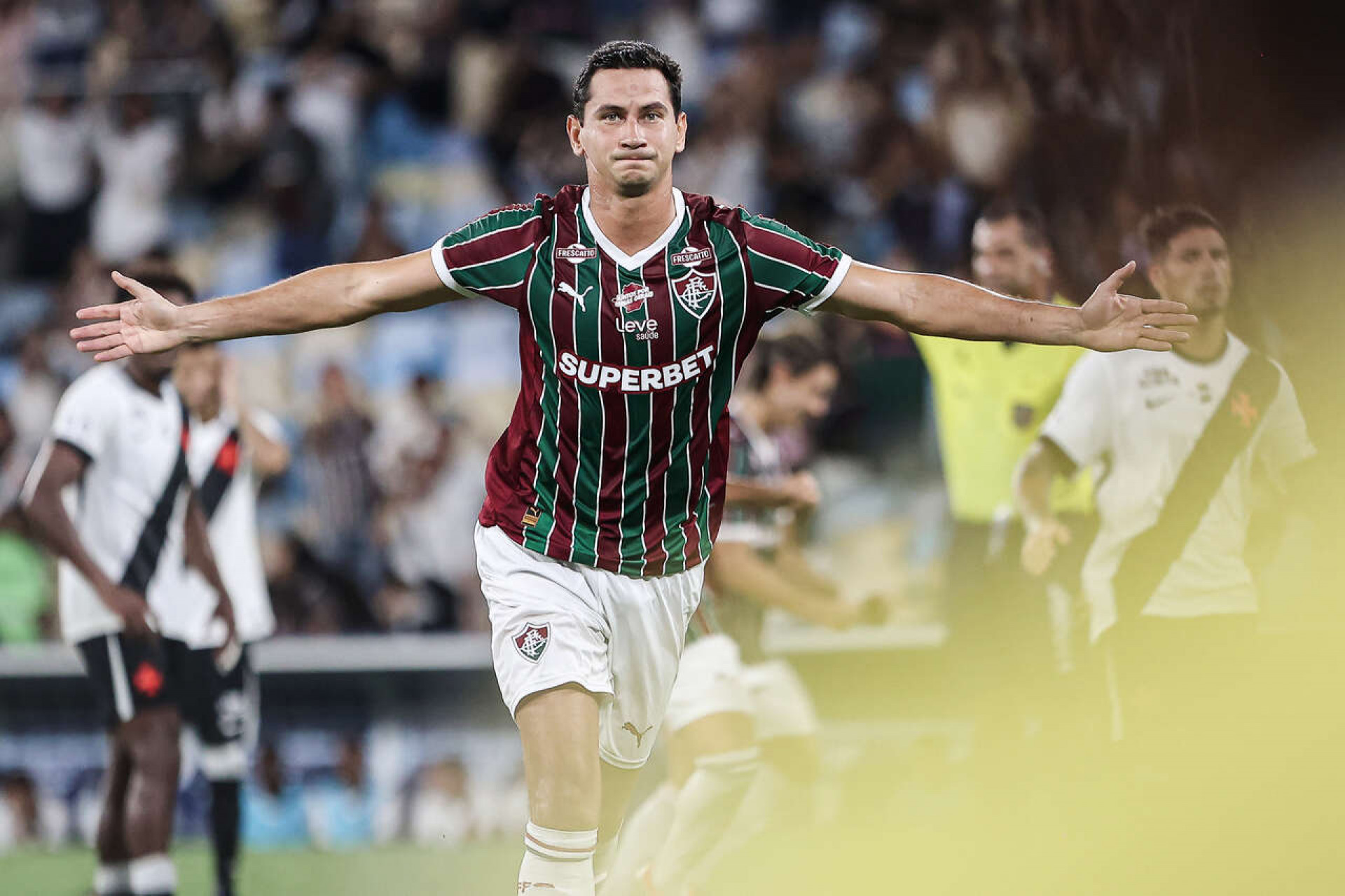 Ganso destaca luta do Fluminense e elogia F&aacute;bio: “Fen&ocirc;meno”