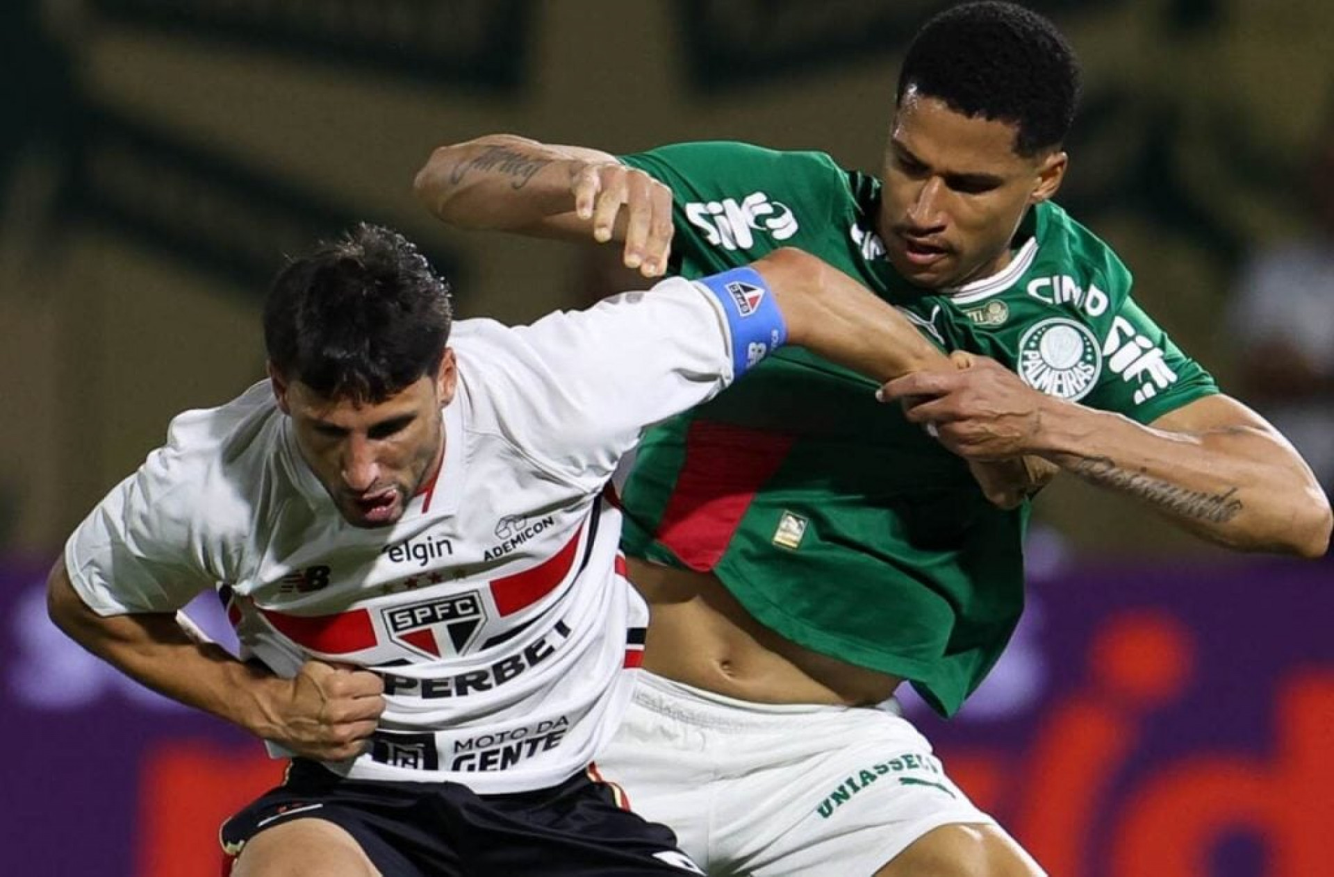 Calleri critica partida do S&atilde;o Paulo contra o Palmeiras: “N&atilde;o podia”