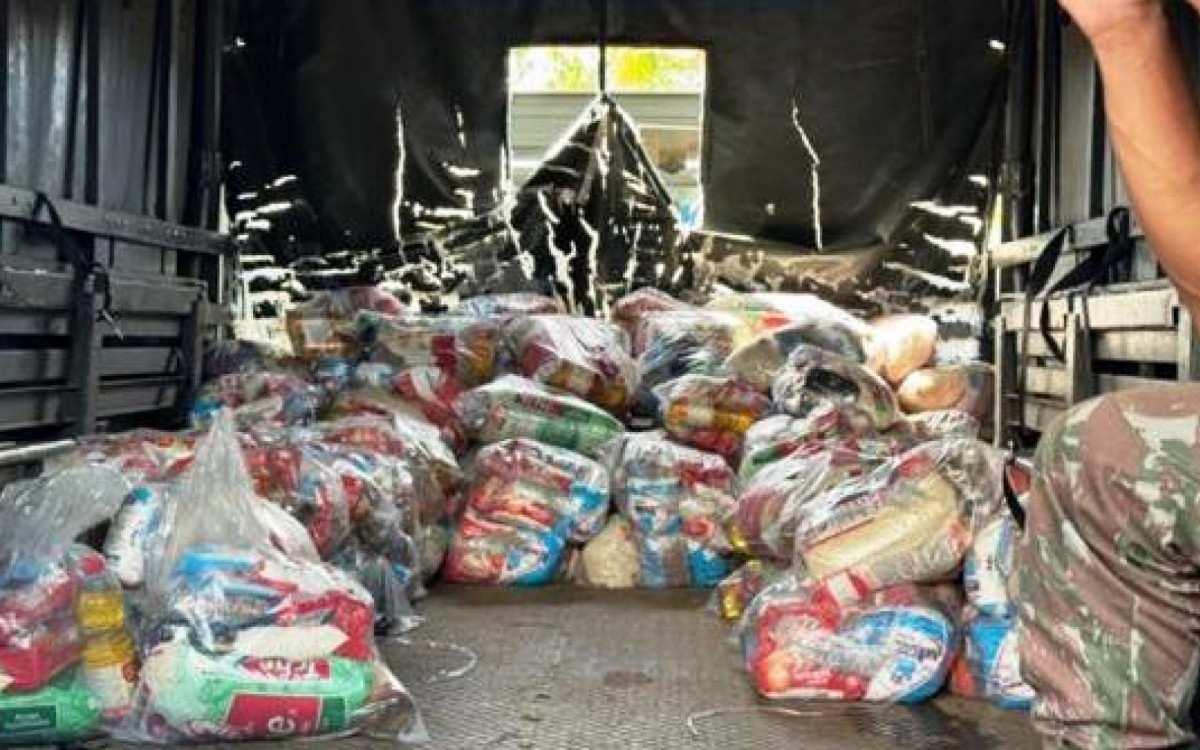 Distribuição de mantimentos e itens essenciais garante suporte imediato a moradores afetados