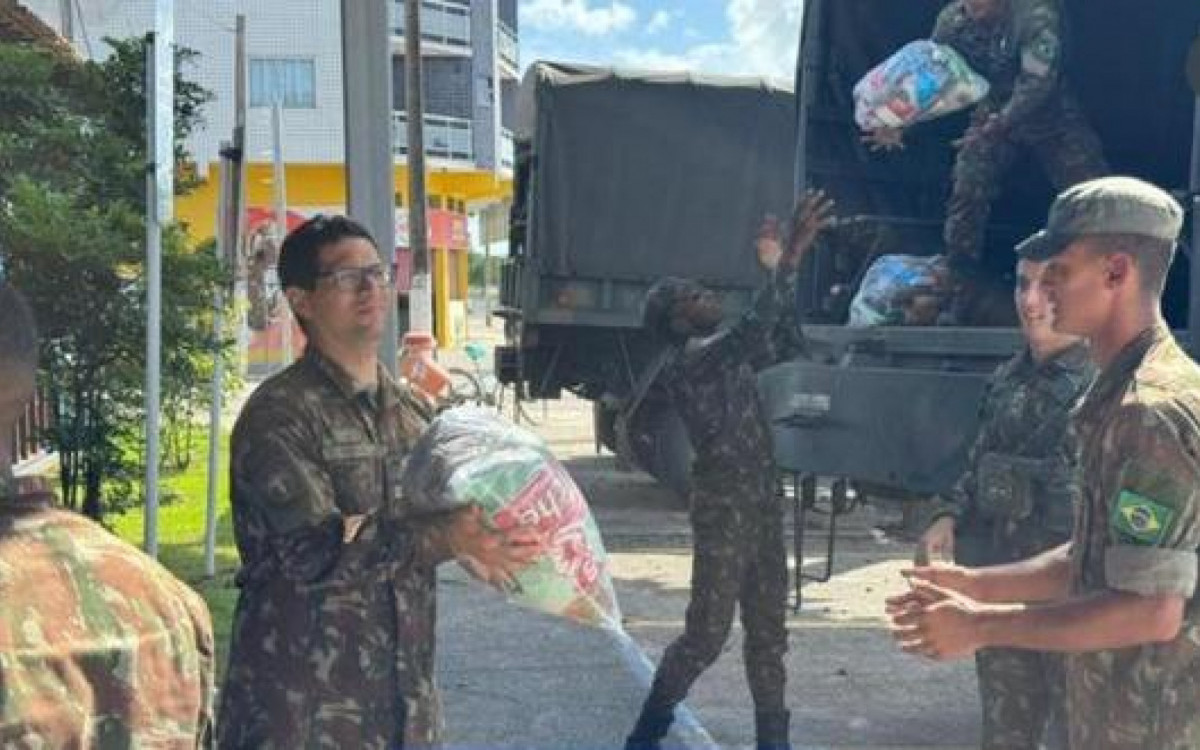 Distribuição de mantimentos e itens essenciais garante suporte imediato a moradores afetados