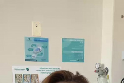 Monica Iozzi é hospitalizada após reação a medicamento