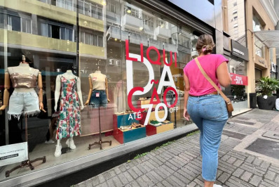 Comércio projeta retomada em 2026 com sinalização de queda da Selic, avalia CDL Petrópolis