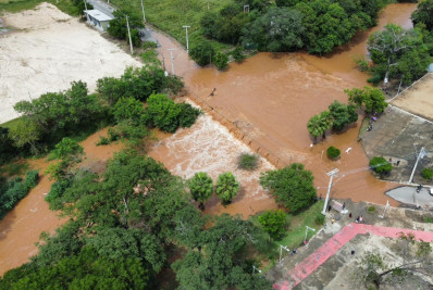 Risco de rompimento em barragem leva ao deslocamento de mais de cem pessoas em MG