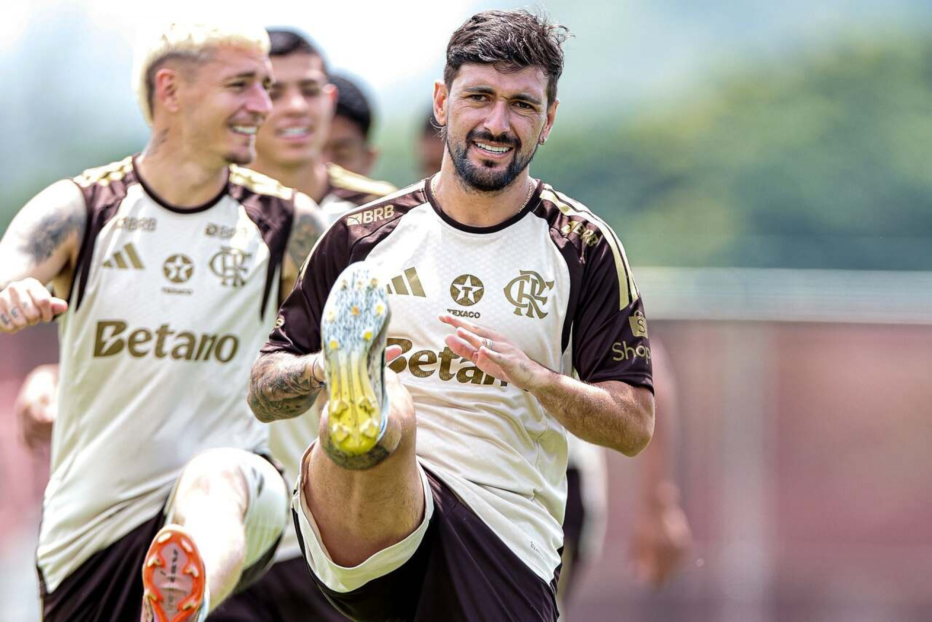 Arrascaeta desfalca o Flamengo contra o Madureira