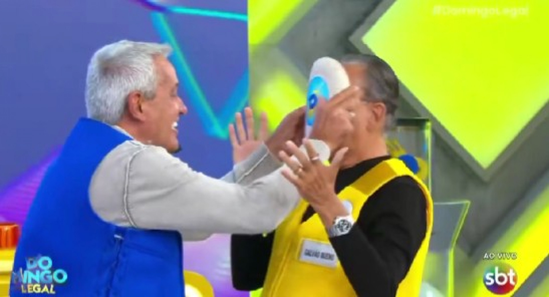Mauro Naves e Galvão Bueno participam do 'Passa ou Repassa', do 'Domingo Legal', do SBT - Reprodução de vídeo / X