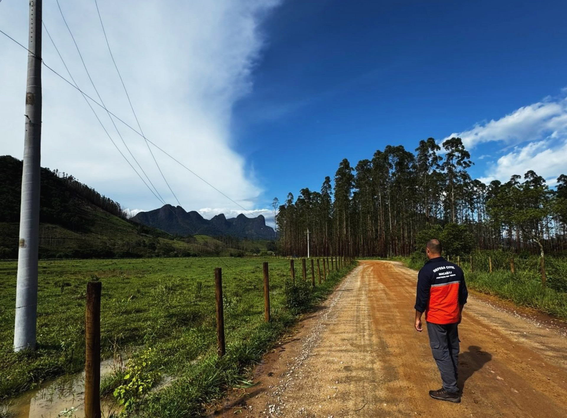 Defesa Civil orienta popula&ccedil;&atilde;o a acionar o 199 em caso de emerg&ecirc;ncia  - Foto: Divulga&ccedil;&atilde;o