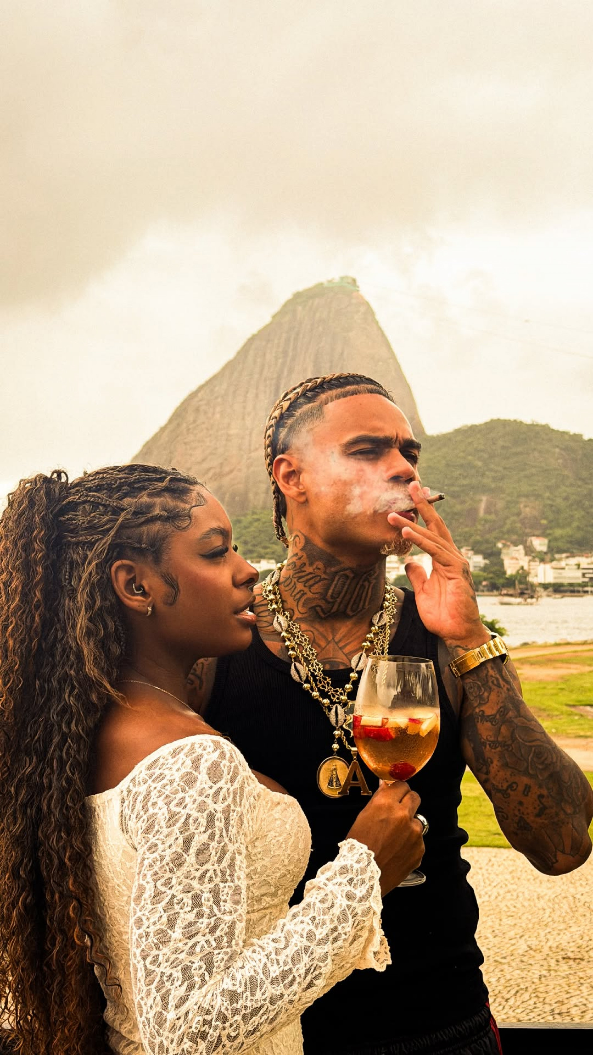 MC Cabelinho e Carol Macharethe - Reprodução / Instagram