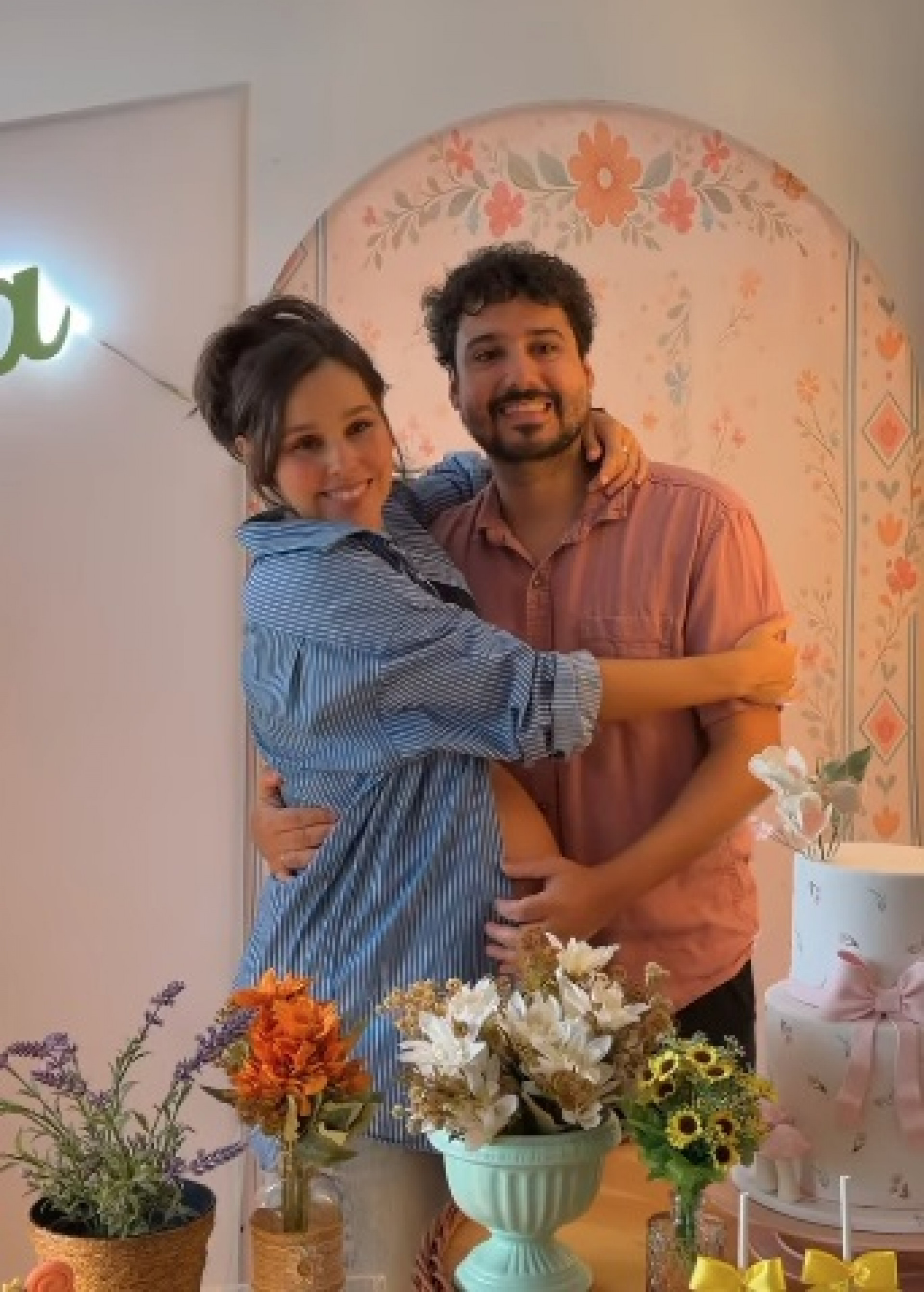 Thati Lopes e George Sauma - Reprodução do Instagram
