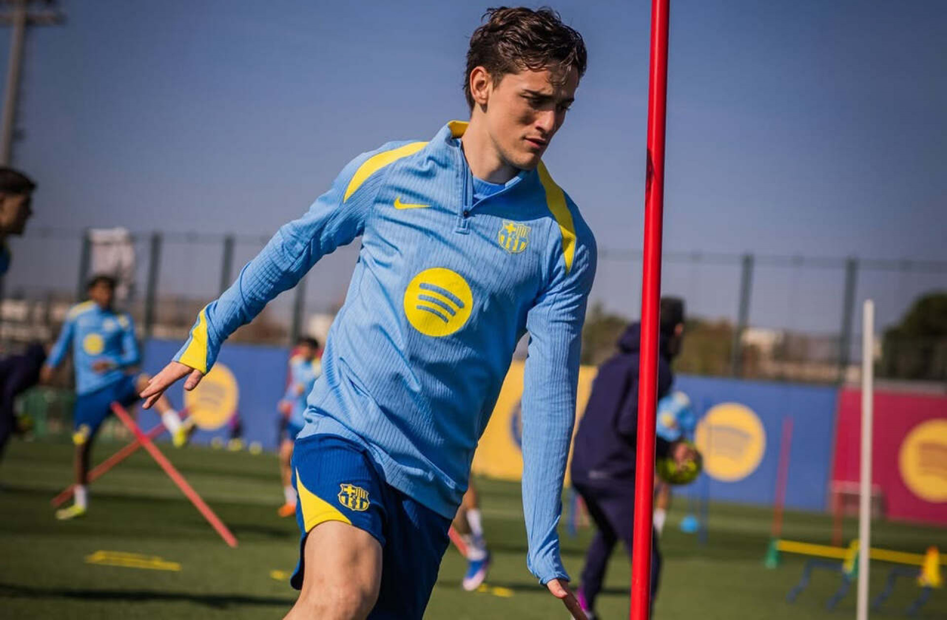 Barcelona x Atl&eacute;tico de Madrid: onde assistir, escala&ccedil;&otilde;es e arbitragem