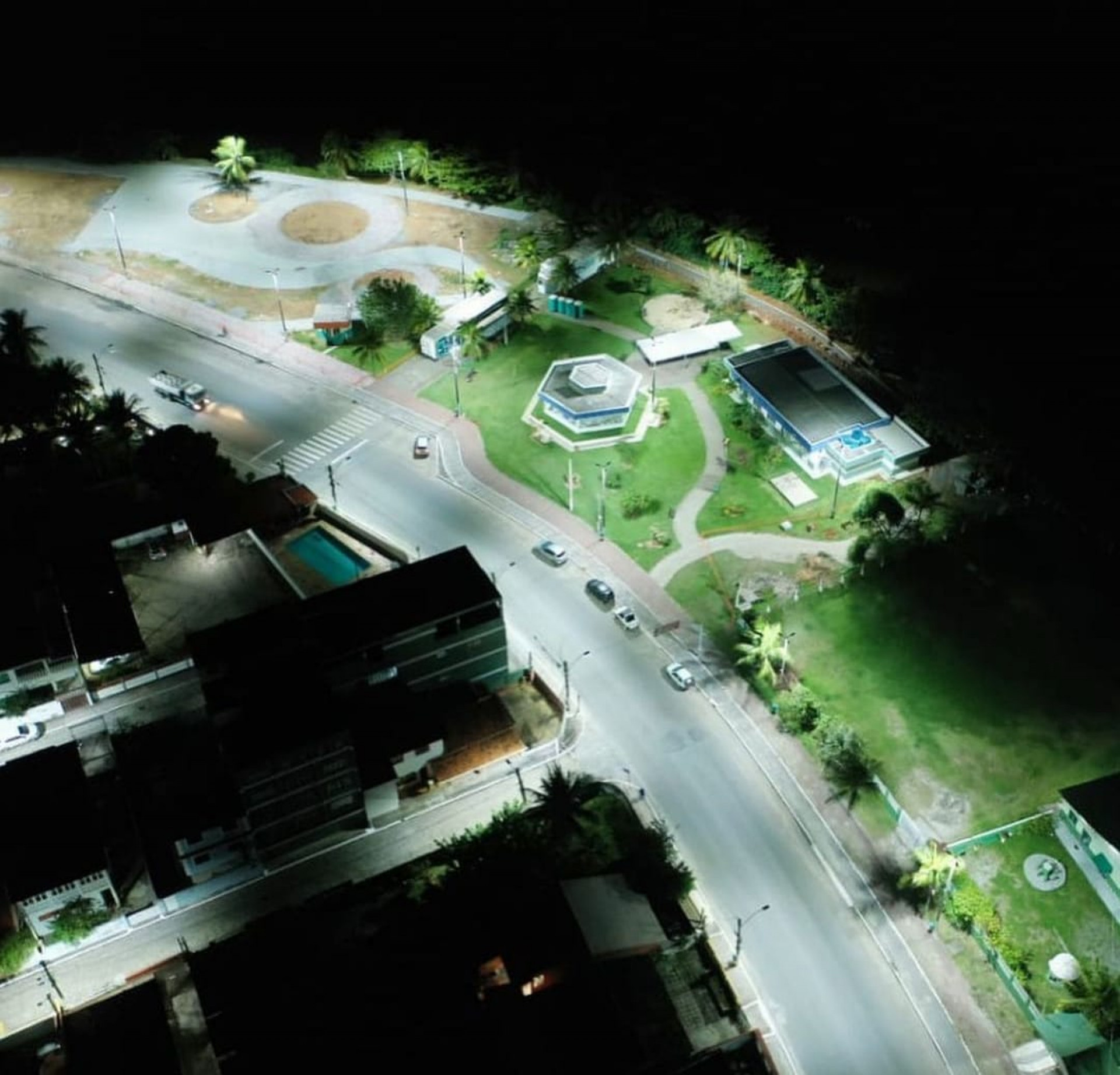 Saquarema já conta com 27 mil pontos de iluminação pública modernizados - Divulgação/Prefeitura de Saquarema