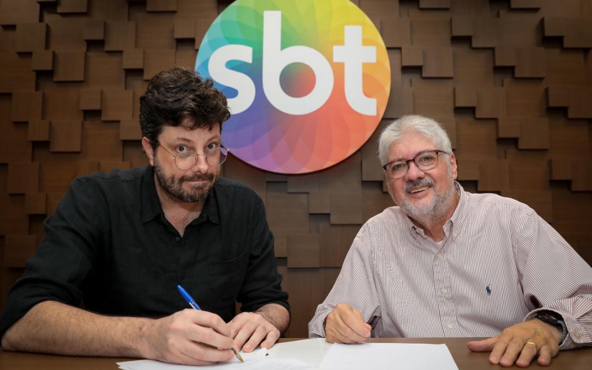 Danilo Gentili renova com o SBT por dois anos após impasse nos bastidores