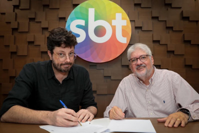 Danilo Gentili renova com o SBT por dois anos após impasse nos bastidores