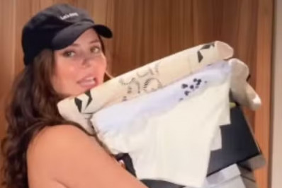 Paolla Oliveira brinca sobre 'treino' ao surgir carregando peso em vídeo