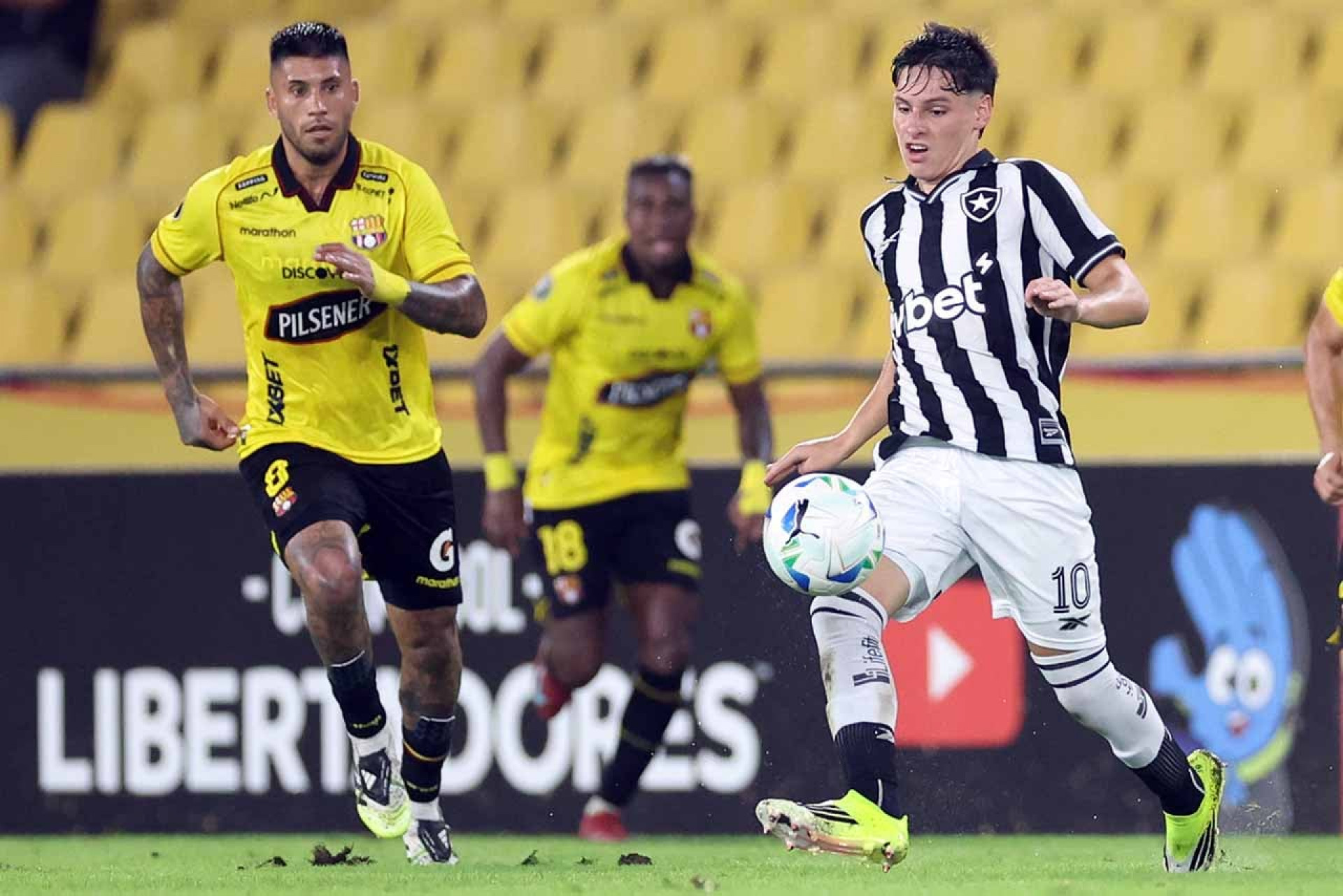 Botafogo arranca empate com Barcelona-EQU, em Guayaquil