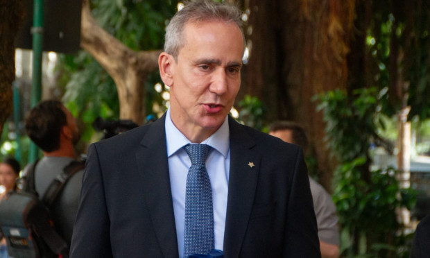 Novas vítimas de grupo envolvido em estupro coletivo denunciam casos semelhantes