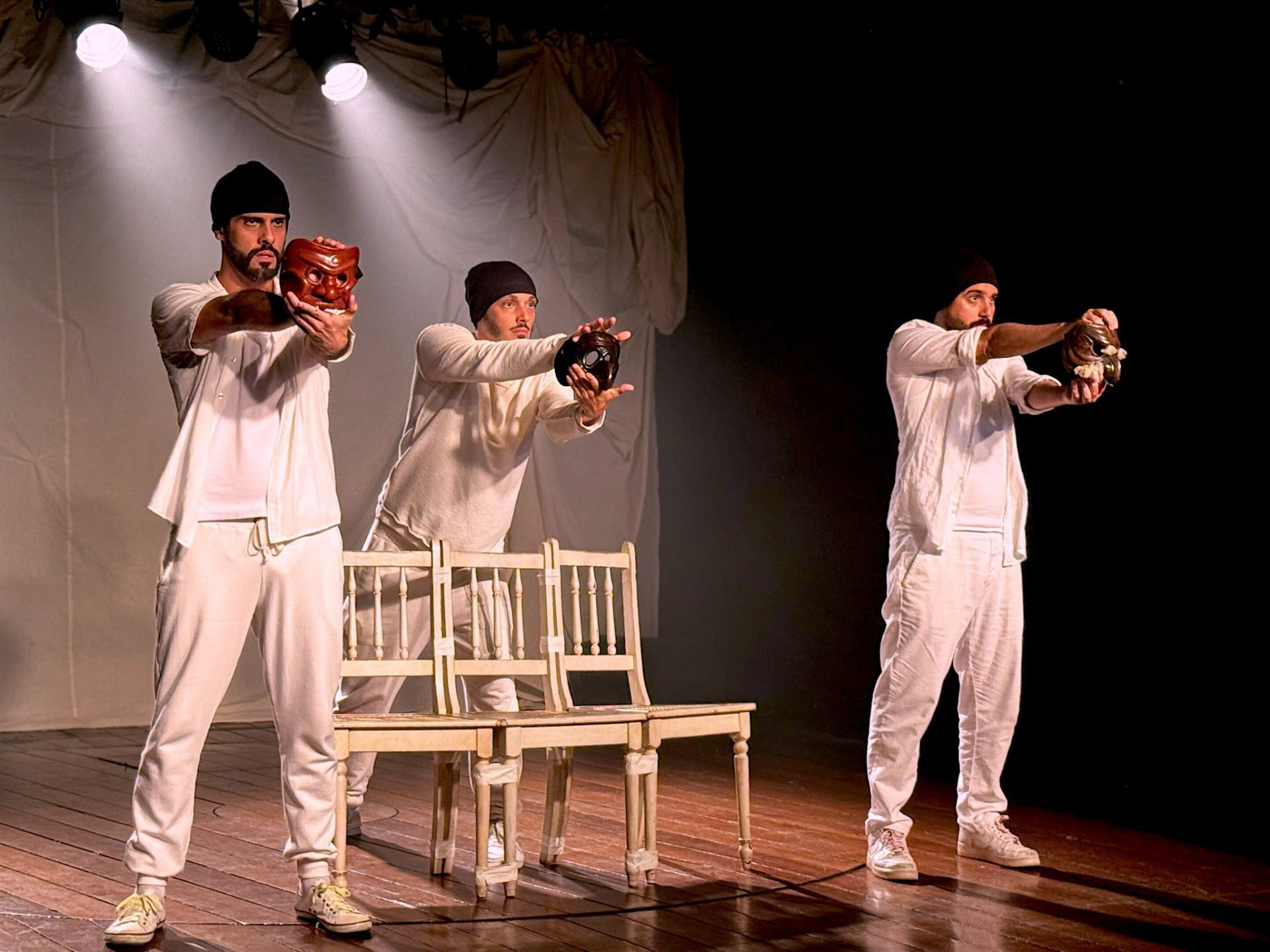  Leandro Soares, André Dale e George Sauma  - Lua Blanco / Divulgação