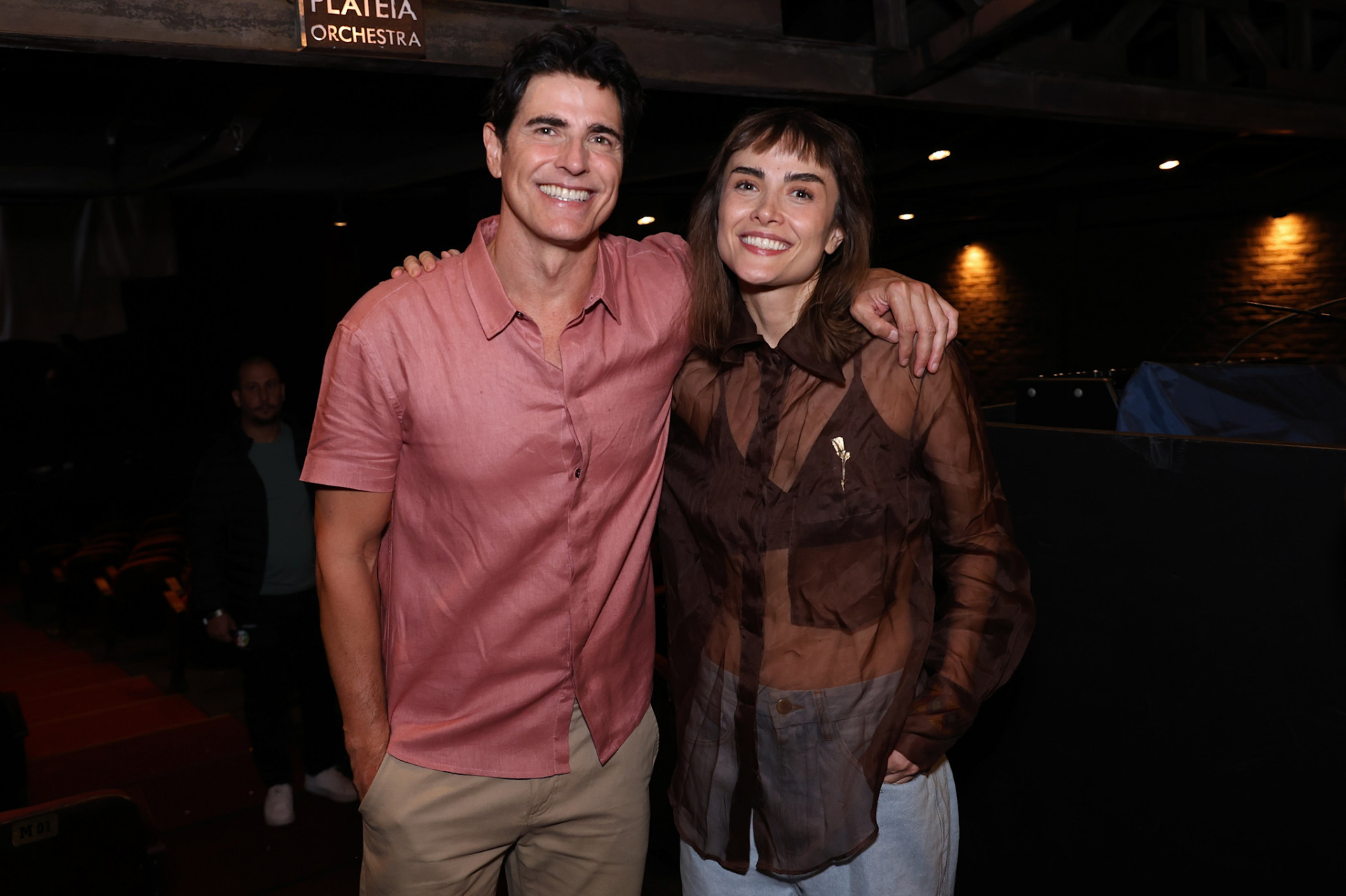 Reynaldo Gianecchini e Maria Casadevall recebem famosos em espetáculo no Rio - Roberto Filho / Brazil News