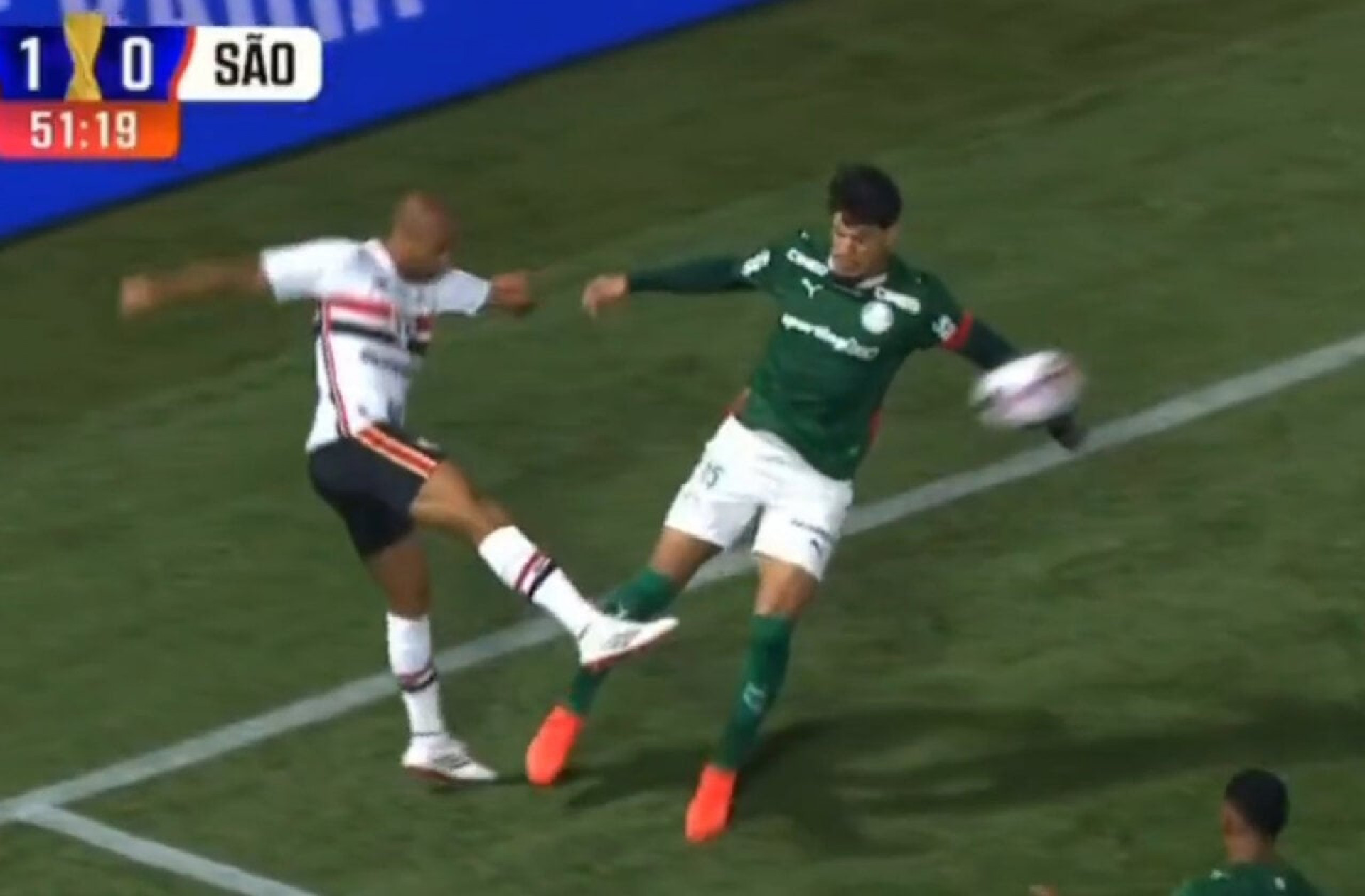 Presidente da FPF sai em defesa da arbitragem no Choque-Rei do Paulist&atilde;o