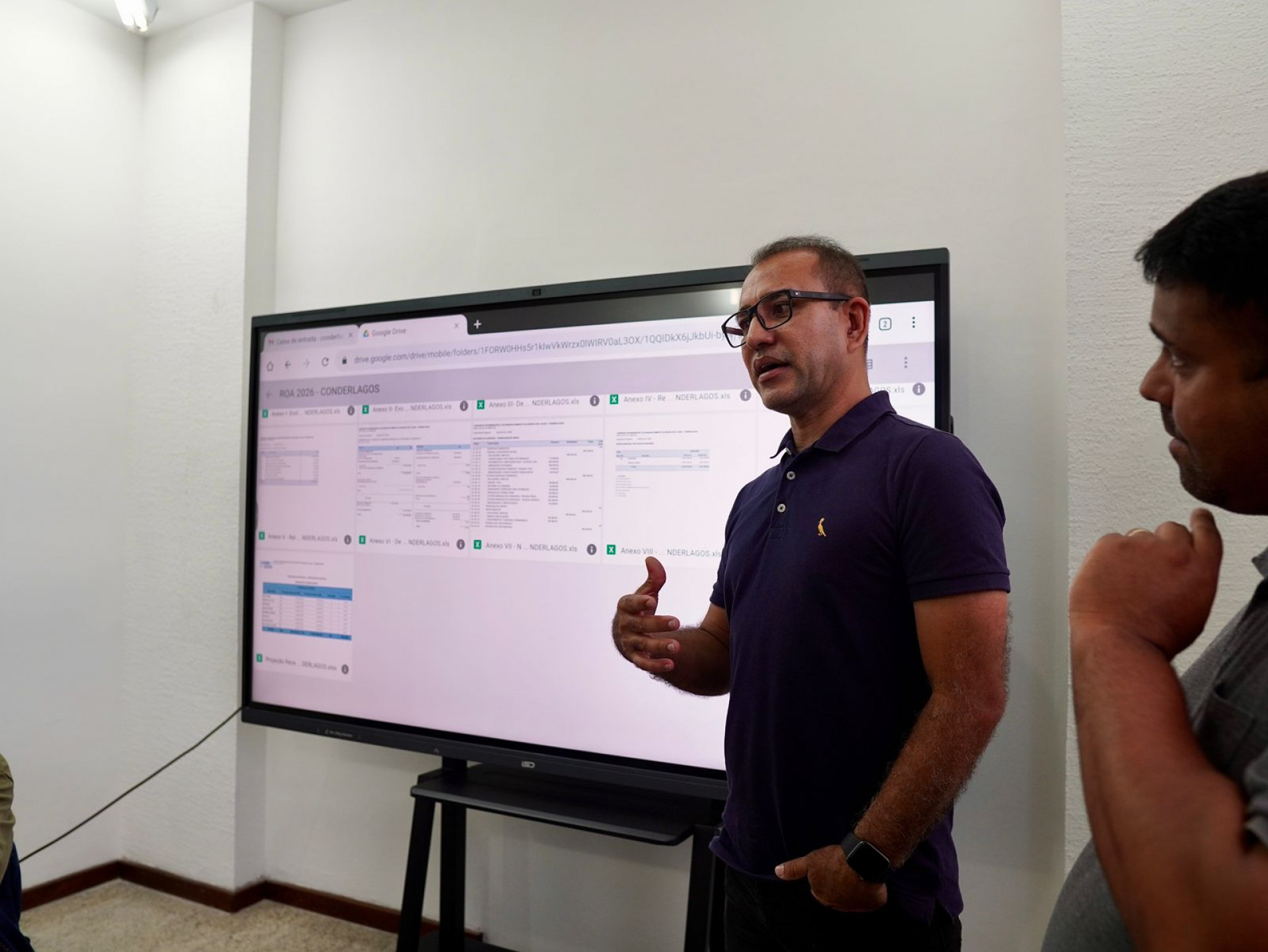 Vantoil Martins na reunião estratégica na sede do Conderlagos, em Cabo Frio - Ascom