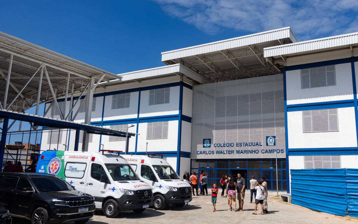 Nova escola no Lagomar conta com três pavimentos, 20 salas de aula e quadra poliesportiva