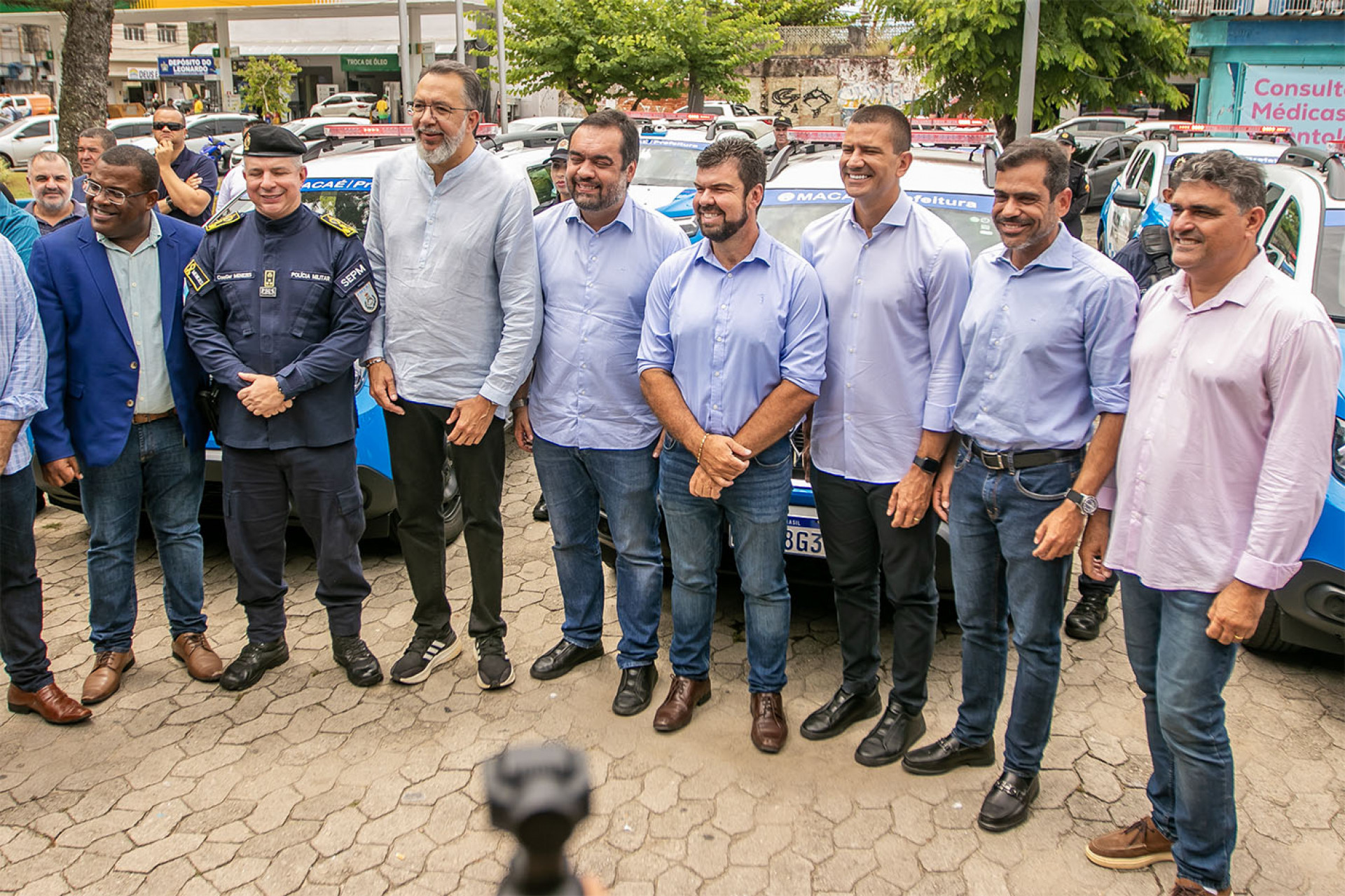 Autoridades participaram da cerim&ocirc;nia que marcou o in&iacute;cio das obras do Batalh&atilde;o Rodovi&aacute;rio e a entrega das viaturas - Foto: Mois&eacute;s Bruno H. Santos