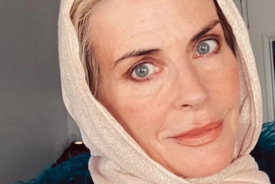 Annabel Schofield, atriz de 'Dallas' e modelo da década de 1980, morre aos 62 anos em Los Angeles