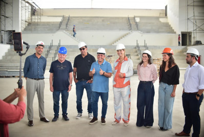 Prefeito Rodrigo Neves vistoria obras do Distrito de Inovação e da Arena Niterói