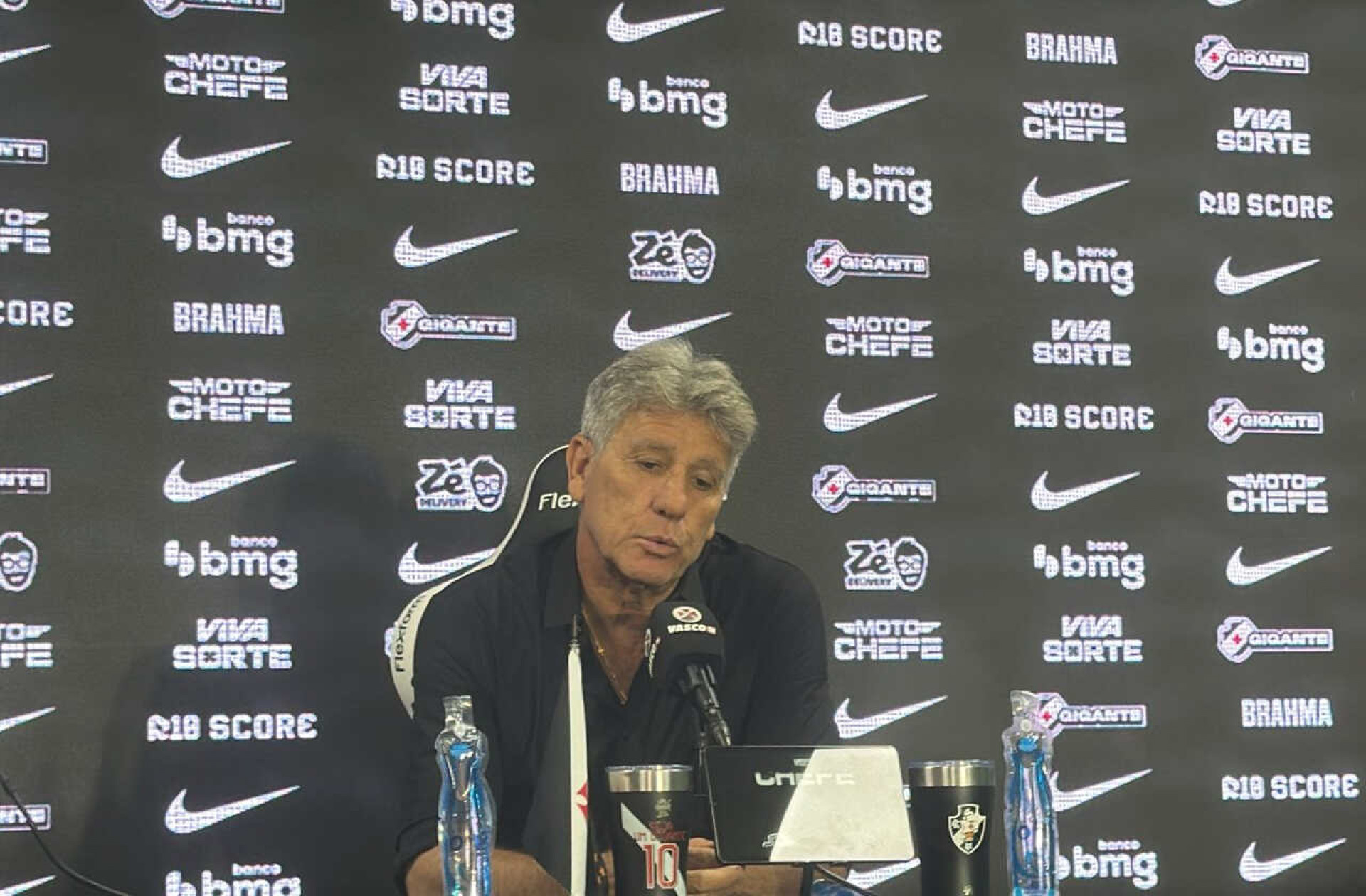 Renato Ga&uacute;cho promete cobran&ccedil;a aos jogadores no Vasco: “Exigir bastante a entrega”