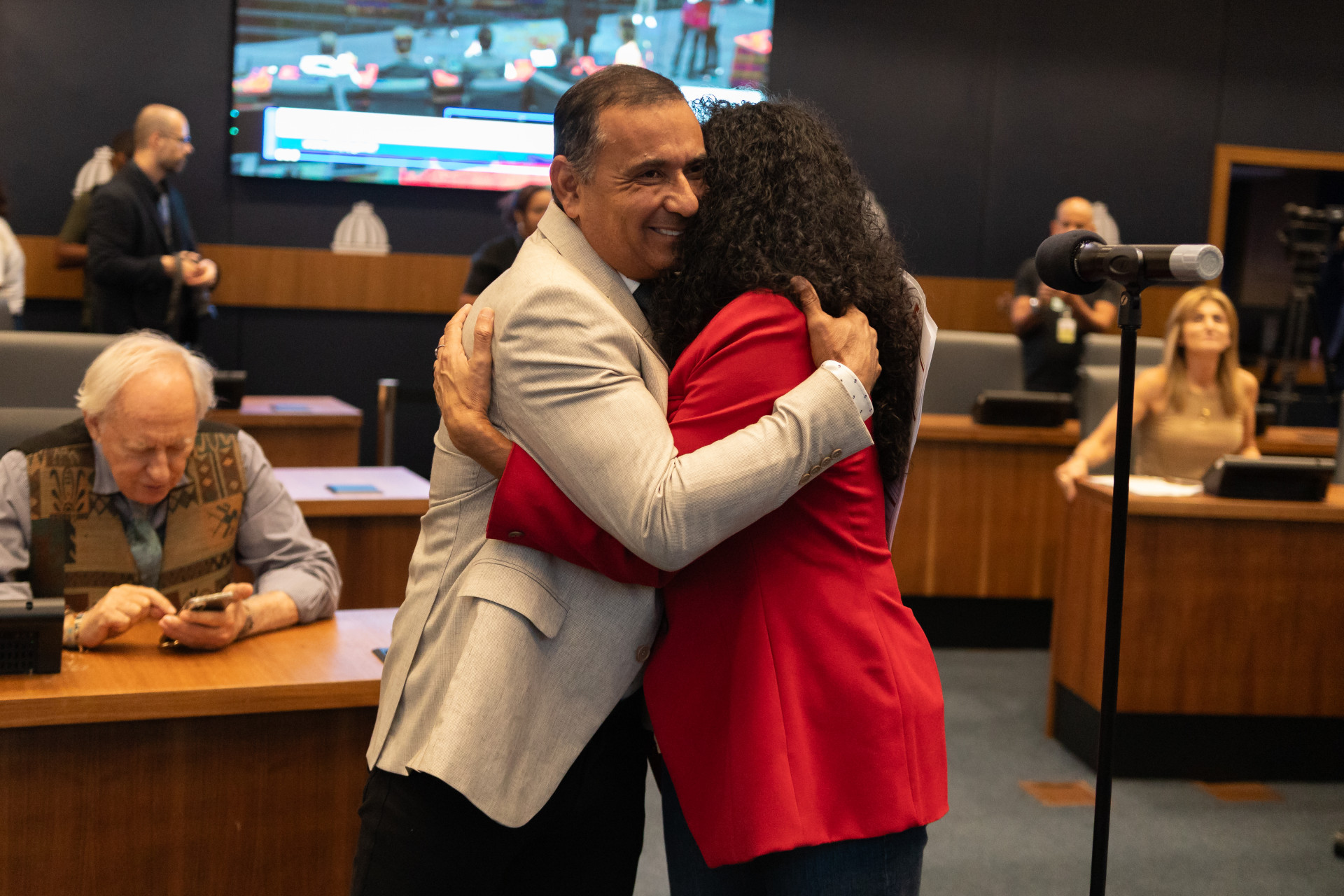 Deputado Renato Machado, novo líder da bancada do PT na Alerj, ao lado de Marina do MST - Divulgação