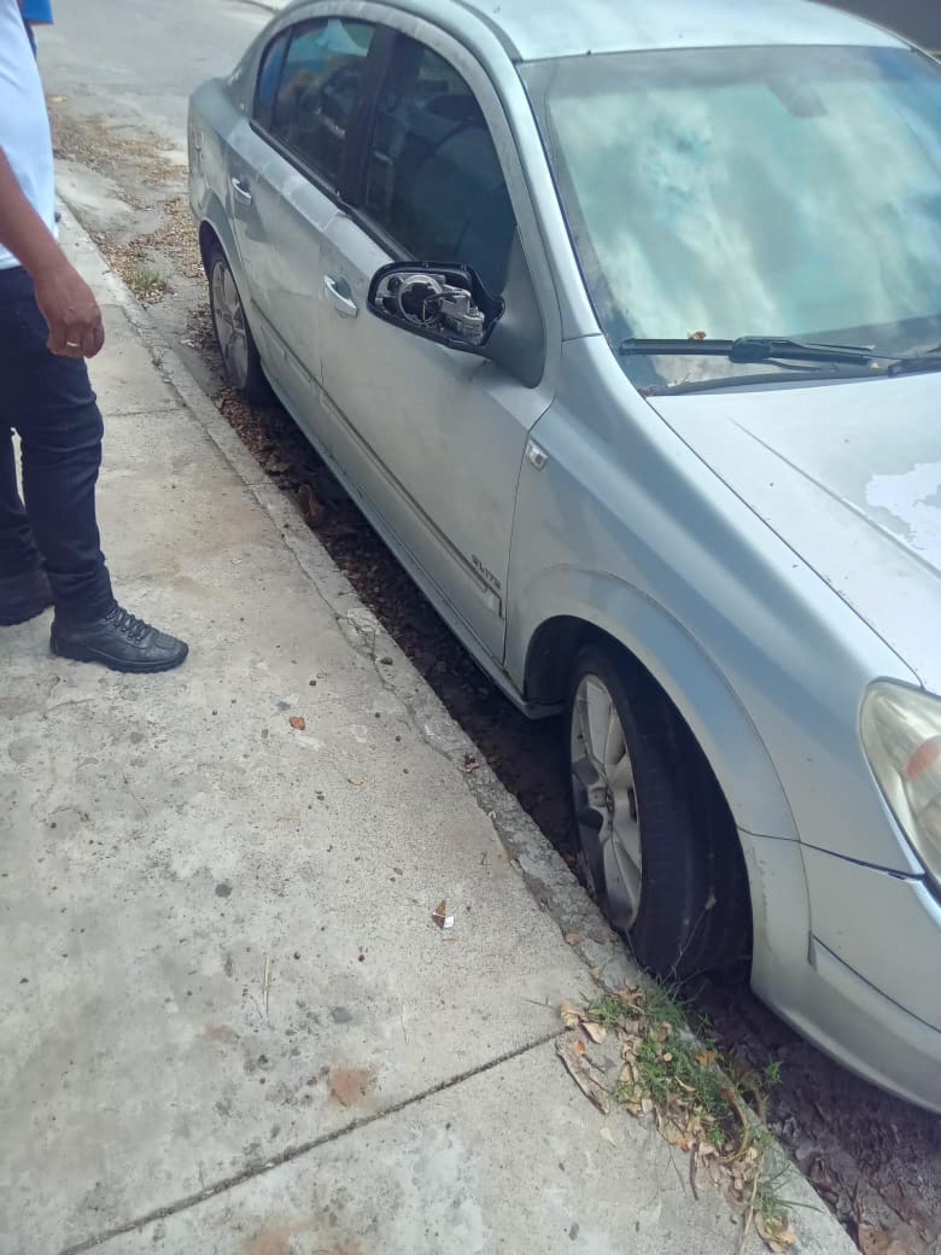 Nesta fase da operação, as equipes estiveram nos bairros Palmeiras, Parque Burle e Jardim Olinda - Ascom