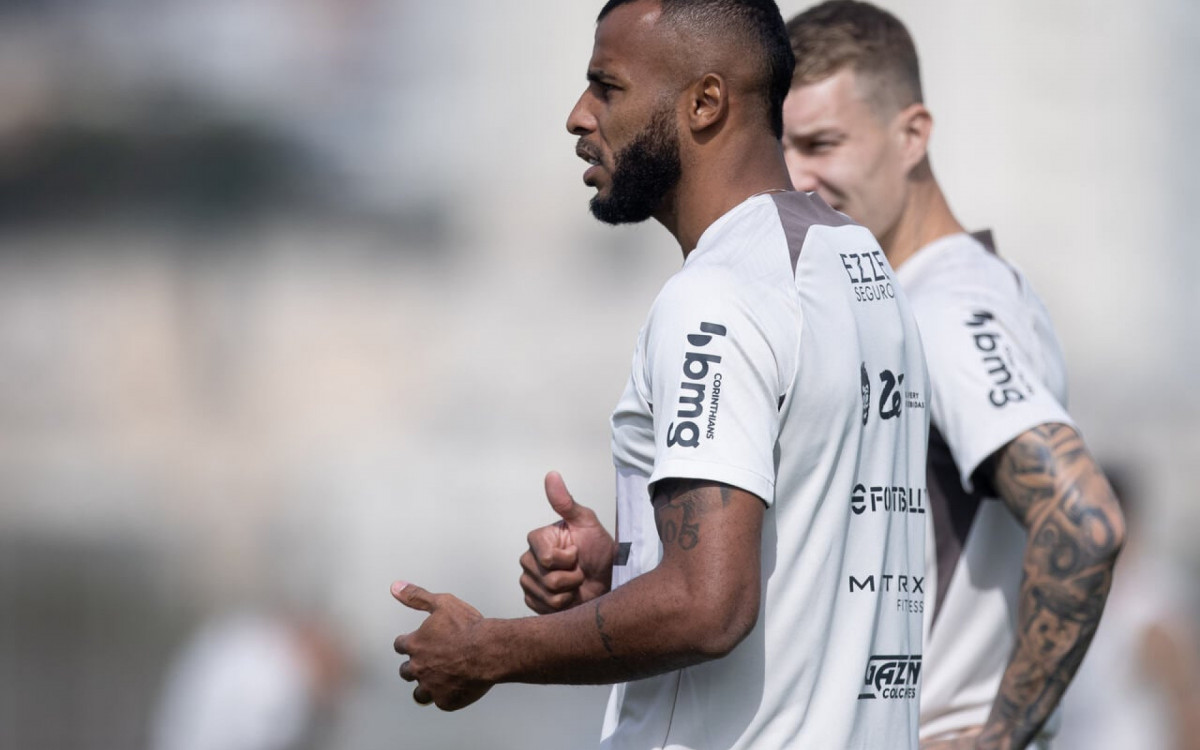 Alex Santana completa cinco meses sem jogar e segue fora dos planos no Corinthians