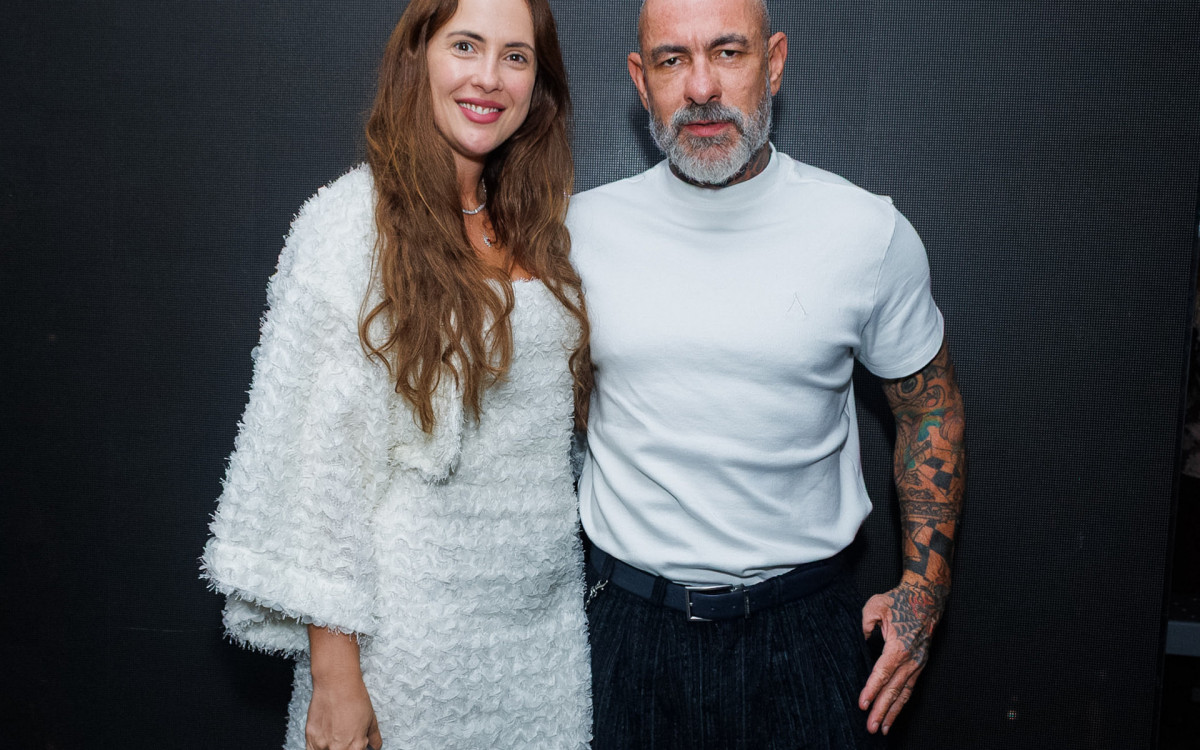 Carine Ludvic e Henrique Fogaça