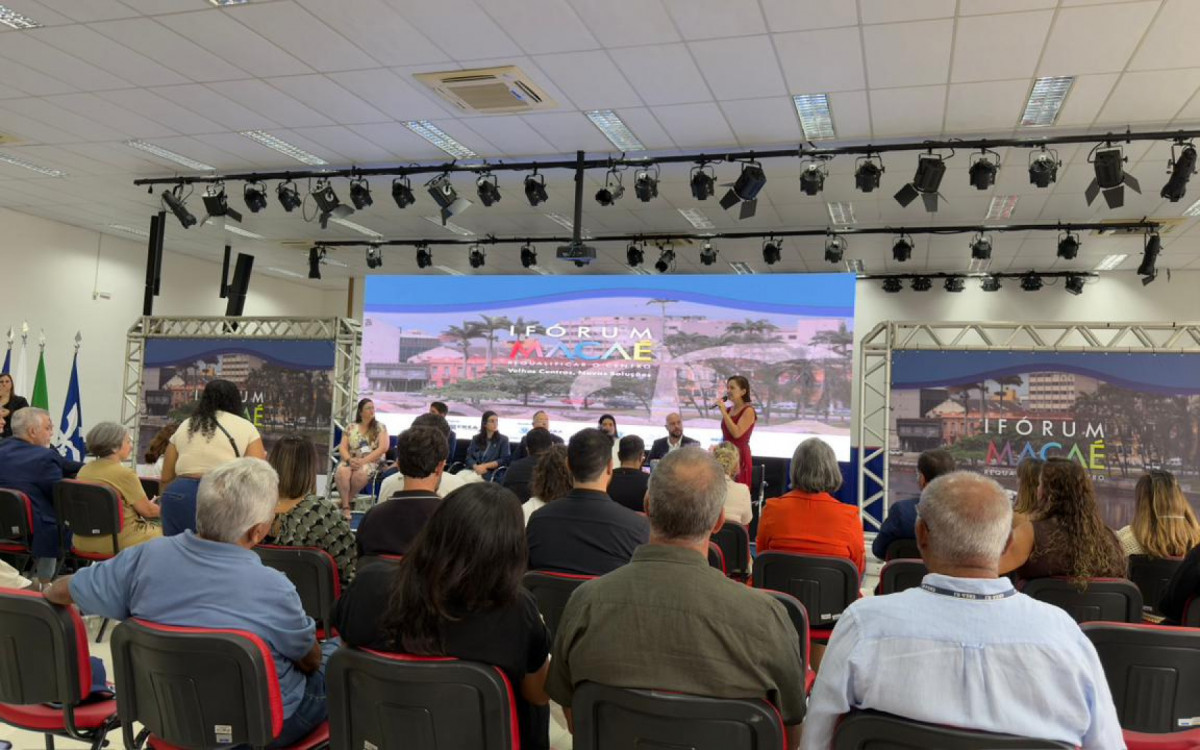 Autoridades, especialistas e representantes da sociedade participaram do primeiro fórum dedicado à revitalização do Centro de Macaé