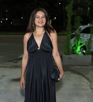 Elenco de Três Graças se reúne para celebrar marca de 100 capítulos