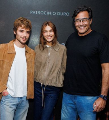 Famosos prestigiam estreia VIP de 'Tina Turner, O Musical'