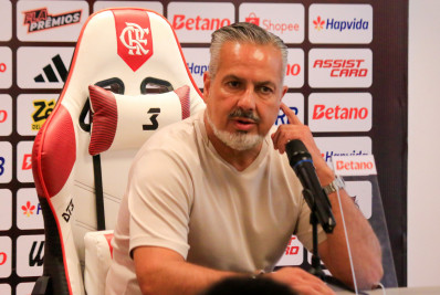 Flamengo monitora meias e atacantes para a próxima janela