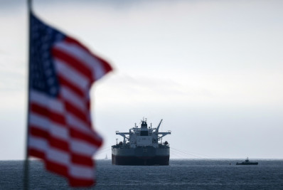 Irã afirma que atacou petroleiro dos EUA no Golfo Pérsico